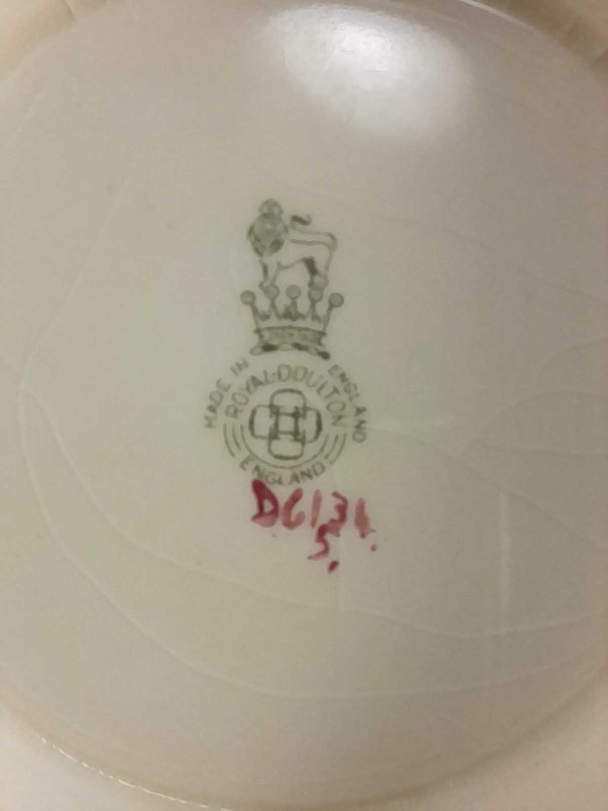 Royal Doulton Water Lily Bowl D6134 - Image 3